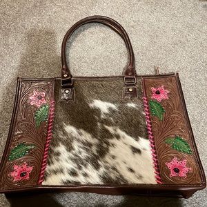Beautiful Myra Bag, only used once.